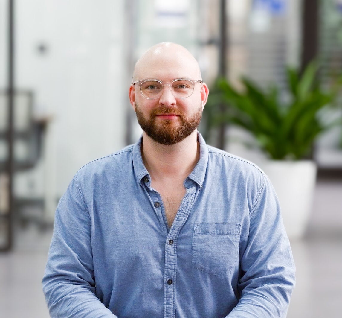 Dr. Stefan Gillott